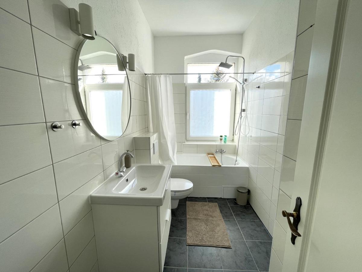 75Qm - 3 Rooms - Free Parking - Mallibase Apartments Hannover Esterno foto